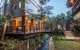 Merak Village By Prasi